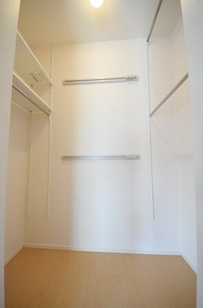 サンロイヤルの物件内観写真